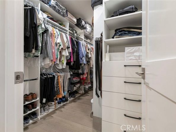 17155 Barneston, Granada Hills (los Angeles) CA 91344