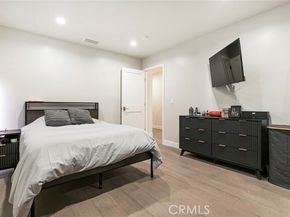 17155 Barneston, Granada Hills (los Angeles) CA 91344