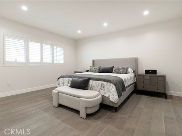 17155 Barneston, Granada Hills (los Angeles) CA 91344