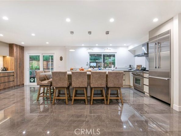 17155 Barneston, Granada Hills (los Angeles) CA 91344