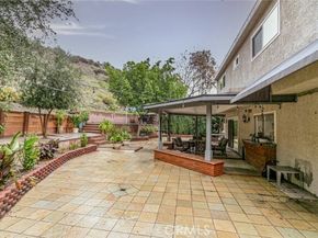 17155 Barneston, Granada Hills (los Angeles) CA 91344