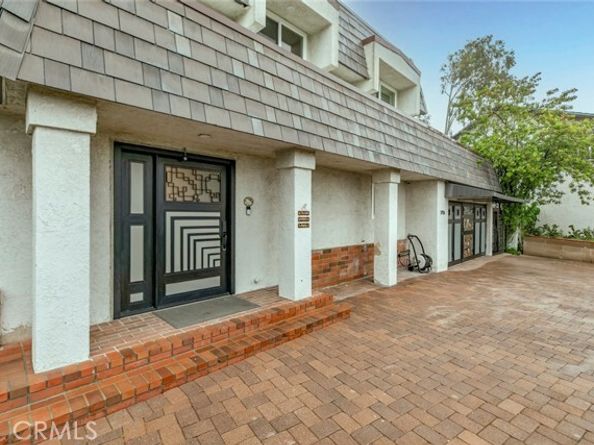 17155 Barneston, Granada Hills (los Angeles) CA 91344