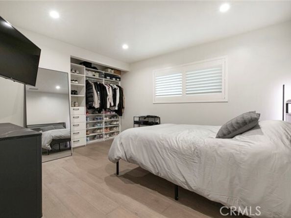 17155 Barneston, Granada Hills (los Angeles) CA 91344