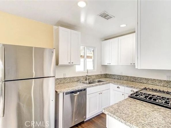 7702 Ben Avenue, North Hollywood (los Angeles) CA 91605