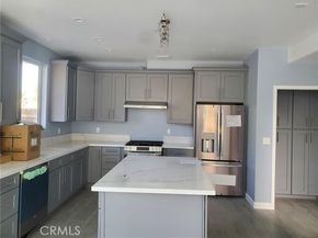 20819 W Seasons Lane, Winnetka (los Angeles) CA 91306