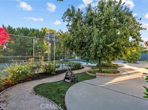 19200 Ballinger, Northridge (los Angeles) CA 91324