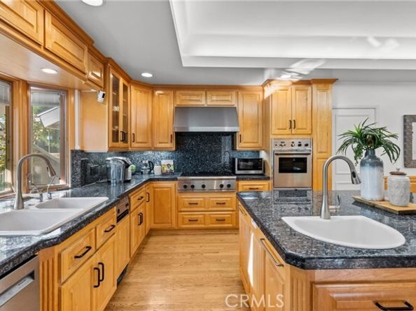 19200 Ballinger, Northridge (los Angeles) CA 91324