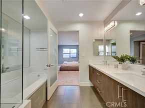 11023 Fruitland Drive 304, Studio City (los Angeles) CA 91604