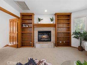 10703 Wheatland Avenue, Sunland (los Angeles) CA 91040