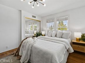 10703 Wheatland Avenue, Sunland (los Angeles) CA 91040