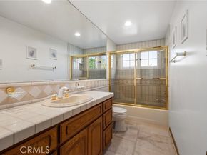 10703 Wheatland Avenue, Sunland (los Angeles) CA 91040