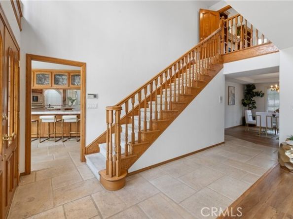 10703 Wheatland Avenue, Sunland (los Angeles) CA 91040
