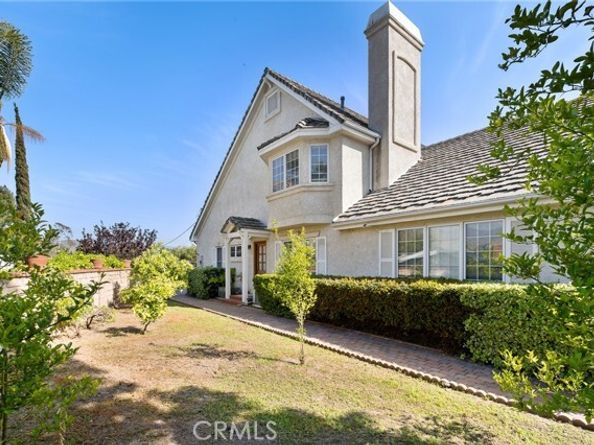 10703 Wheatland Avenue, Sunland (los Angeles) CA 91040