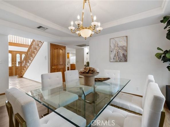 10703 Wheatland Avenue, Sunland (los Angeles) CA 91040