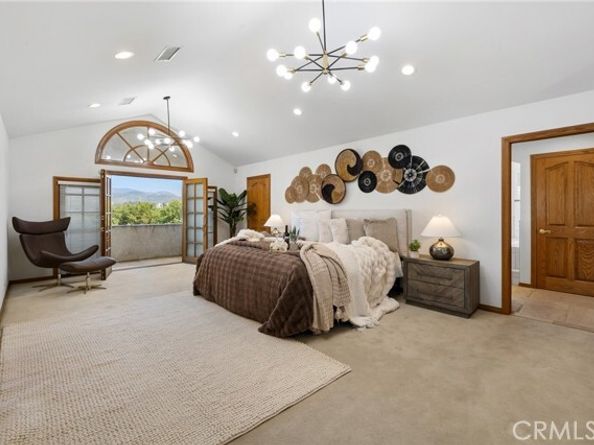 10703 Wheatland Avenue, Sunland (los Angeles) CA 91040