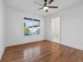 18924 Halsted Street, Northridge (los Angeles) CA 91324