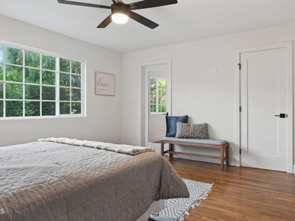 18924 Halsted Street, Northridge (los Angeles) CA 91324