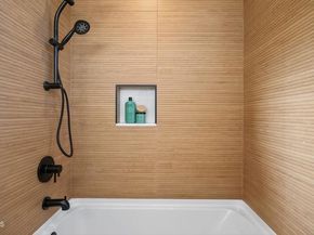 18924 Halsted Street, Northridge (los Angeles) CA 91324