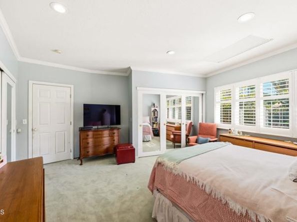 17933 Osborne Street, Northridge (los Angeles) CA 91325