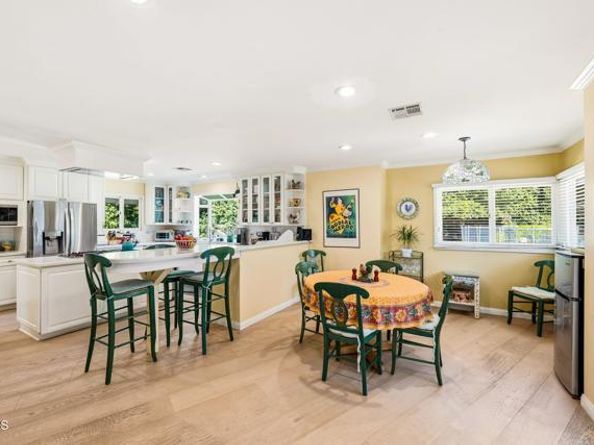 17933 Osborne Street, Northridge (los Angeles) CA 91325