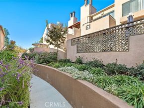 25761 Le Parc 82, Lake Forest (el Toro) CA 92630