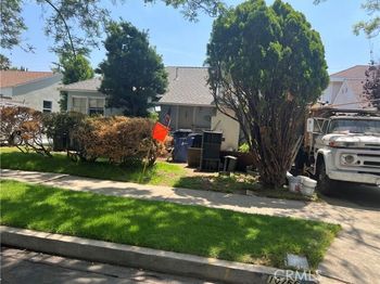 10766 Ayres Avenue