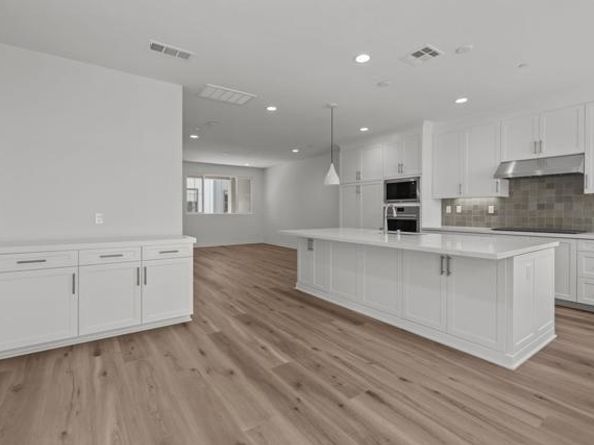 2524 Elderberry Lane, Carlsbad CA 92008