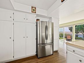 3808 Vista Campana 11, Oceanside CA 92057