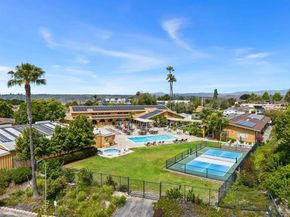 3808 Vista Campana 11, Oceanside CA 92057