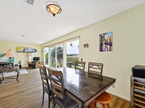 3808 Vista Campana 11, Oceanside CA 92057