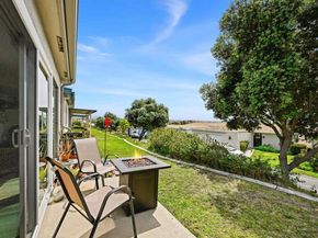 3808 Vista Campana 11, Oceanside CA 92057