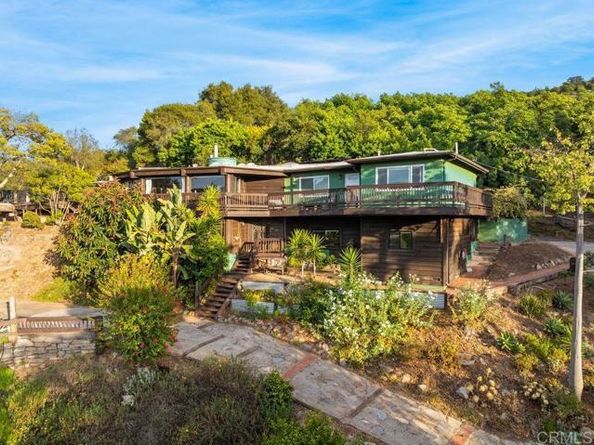 2870 N Twin Oaks Valley Road, San Marcos CA 92069
