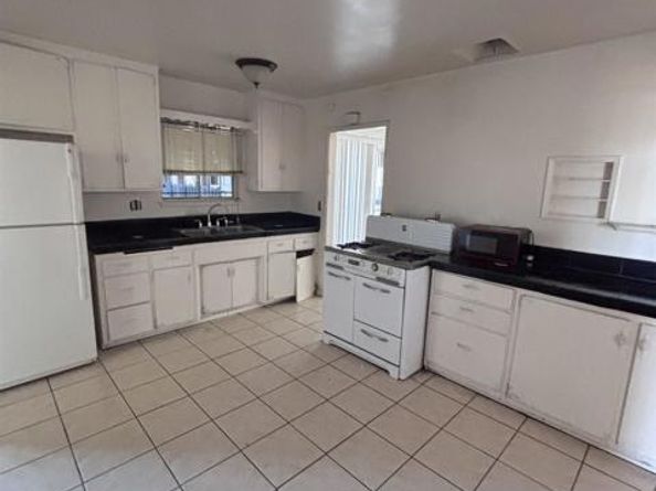 182 Coolwater Drive, San Diego CA 92114