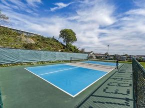 3655 Vista Campana 9, Oceanside CA 92057