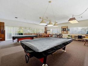 3655 Vista Campana 9, Oceanside CA 92057