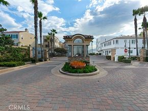 67 A Surfside Avenue, Surfside (seal Beach) CA 90743