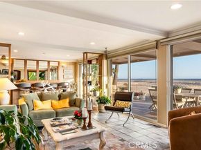 67 A Surfside Avenue, Surfside (seal Beach) CA 90743