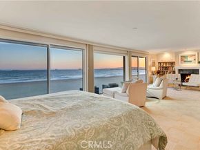 67 A Surfside Avenue, Surfside (seal Beach) CA 90743