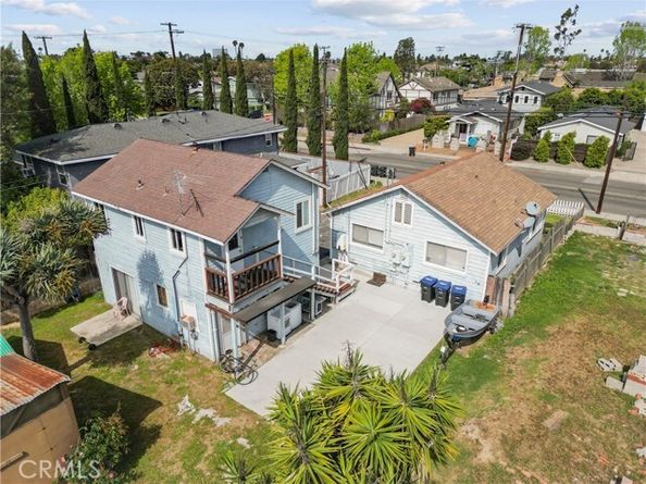 2110 Orange Avenue, Costa Mesa CA 92627