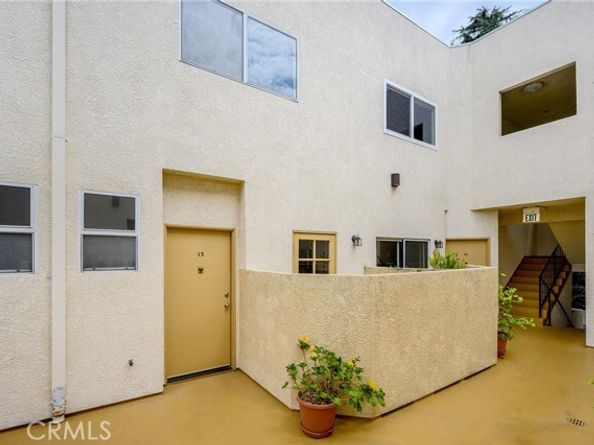 11038 Camarillo Street 13, North Hollywood (los Angeles) CA 91602