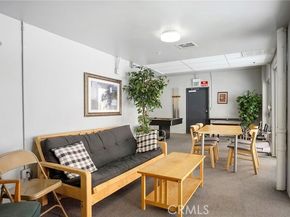 11038 Camarillo Street 13, North Hollywood (los Angeles) CA 91602