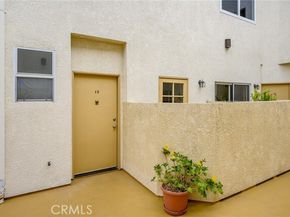 11038 Camarillo Street 13, North Hollywood (los Angeles) CA 91602
