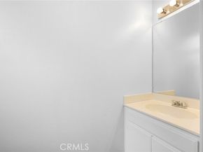 11038 Camarillo Street 13, North Hollywood (los Angeles) CA 91602