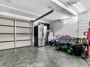 8801 Cedros Avenue 7, Panorama City (los Angeles) CA 91402