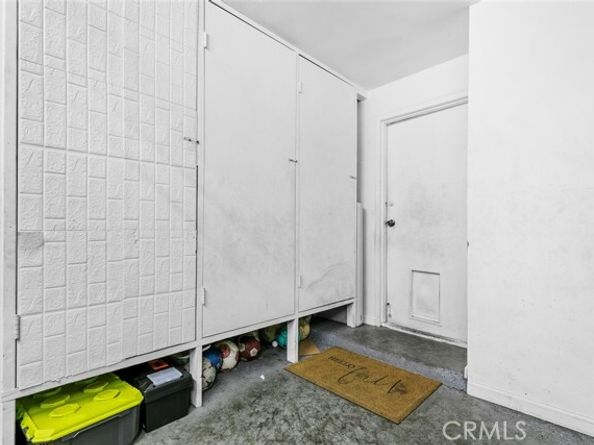 8801 Cedros Avenue 7, Panorama City (los Angeles) CA 91402