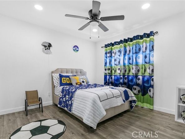 8801 Cedros Avenue 7, Panorama City (los Angeles) CA 91402