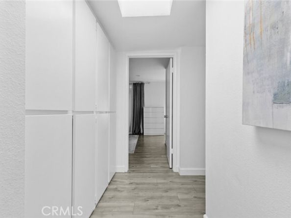 8801 Cedros Avenue 7, Panorama City (los Angeles) CA 91402