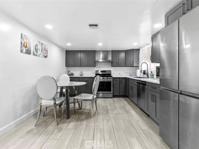 8801 Cedros Avenue 7, Panorama City (los Angeles) CA 91402