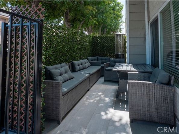 4405 Ventura Canyon Avenue, Sherman Oaks (los Angeles) CA 91423