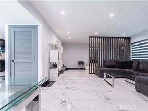 4405 Ventura Canyon Avenue, Sherman Oaks (los Angeles) CA 91423